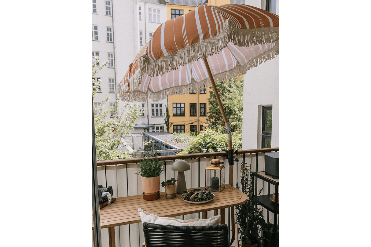 Stine stripe parasol with tilt Ø155 / Ø160 cm