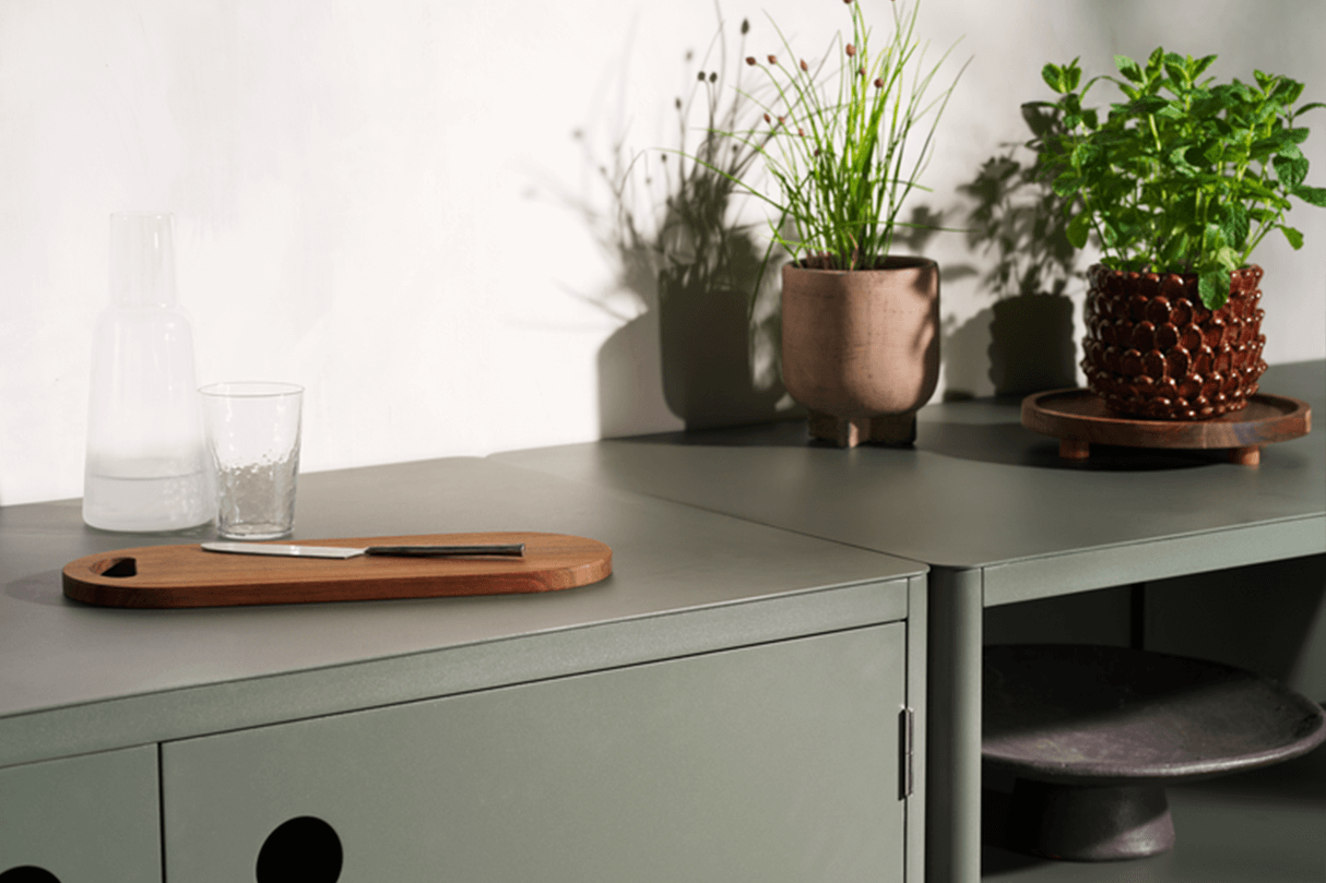 Kelia outdoor kitchen – with doors