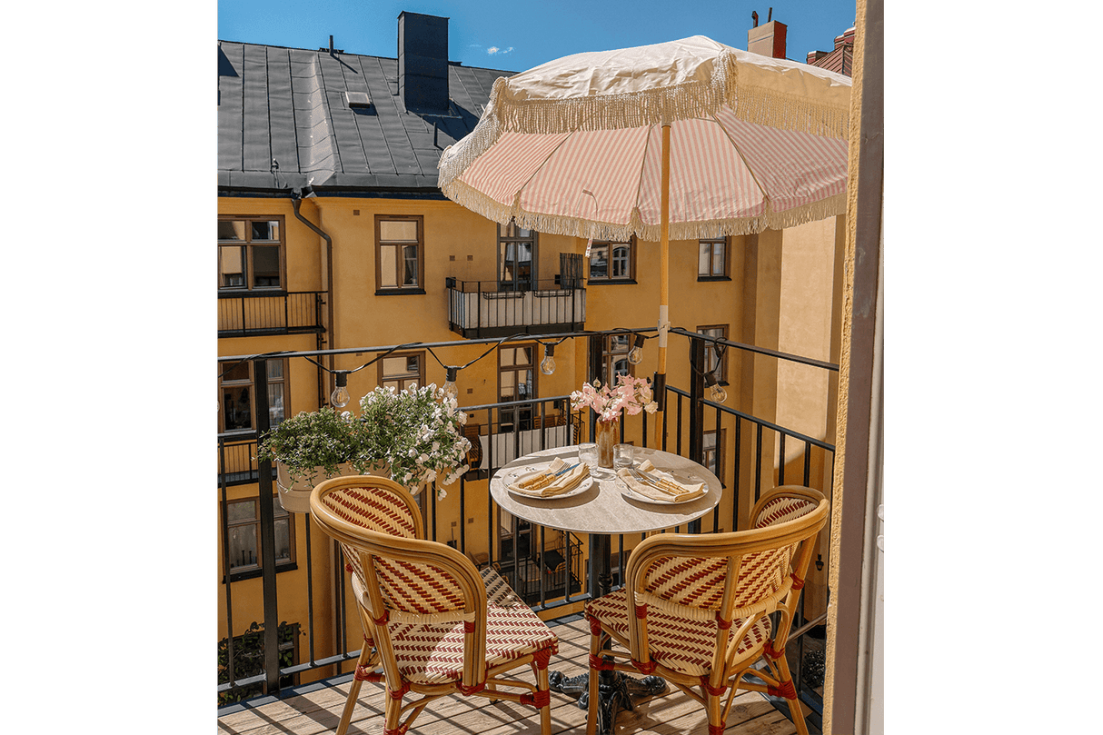 Delphine café chair in French weave