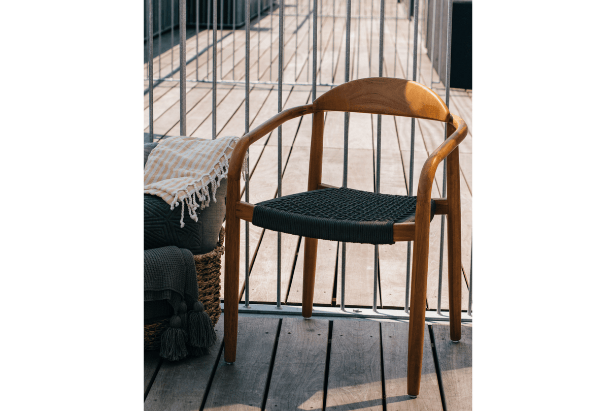 Javi chair with armrest