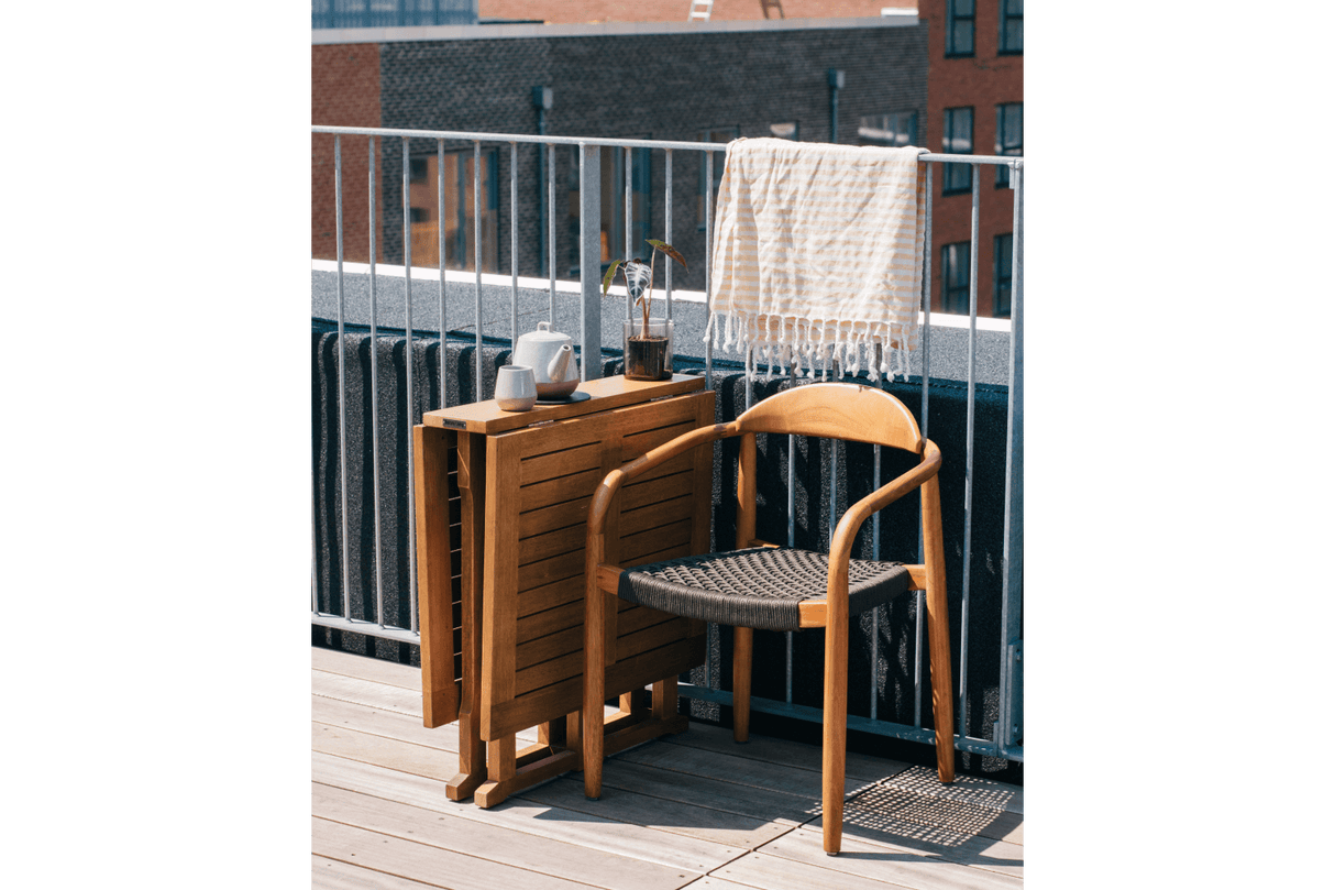 Javi chair with armrest