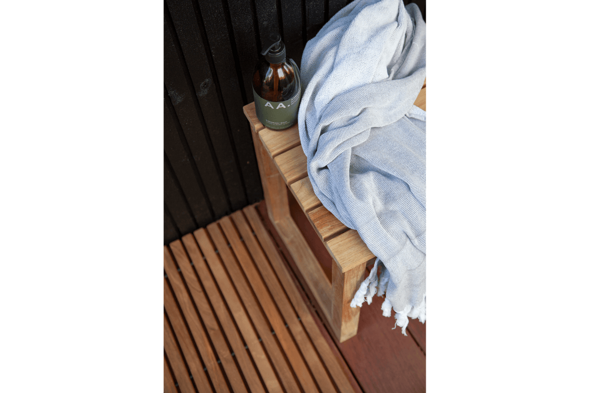 Vega stool 55 x 40 cm