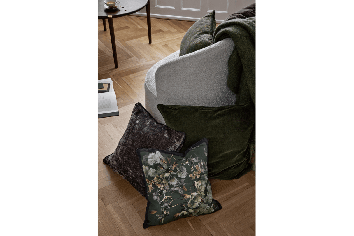 Mathea wool blanket with herringbone pattern