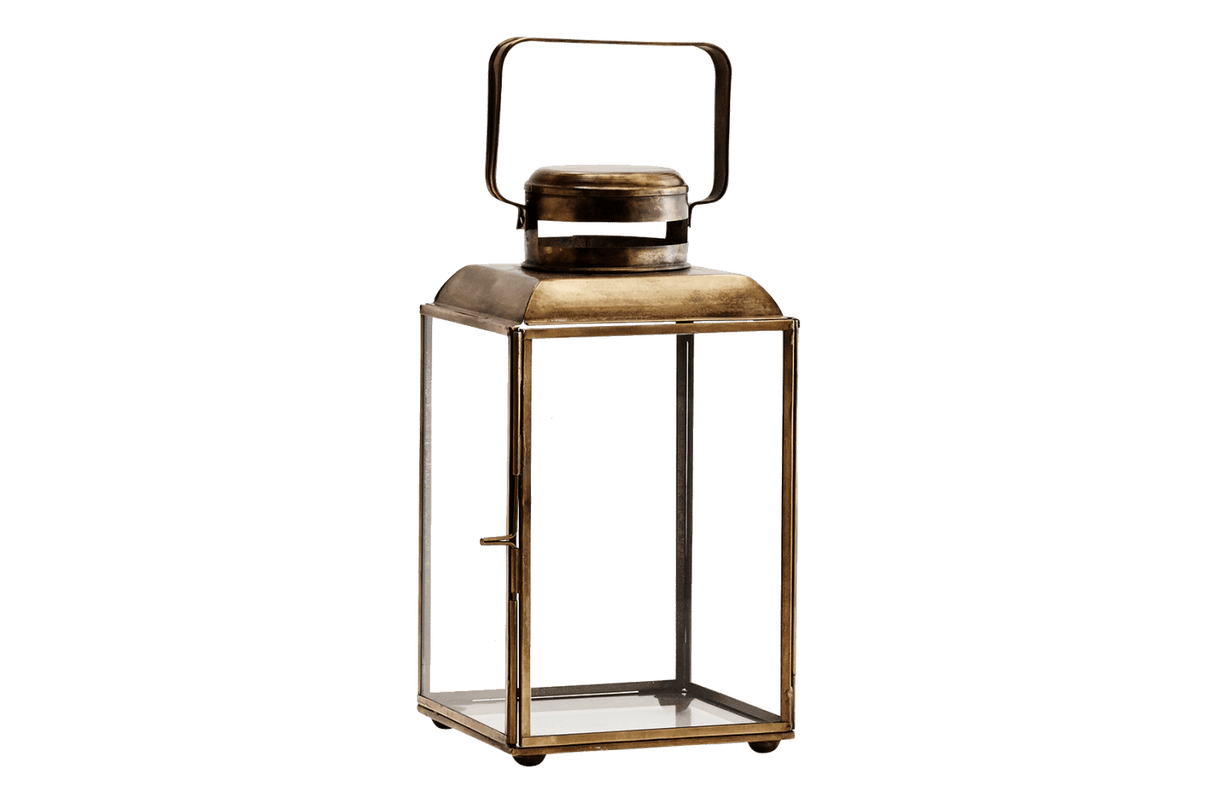 Lantern in brass with an antique look