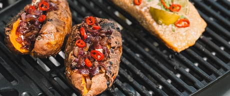 Grilled salmon, garden cottage vibes, and green tones at May Silja’s place