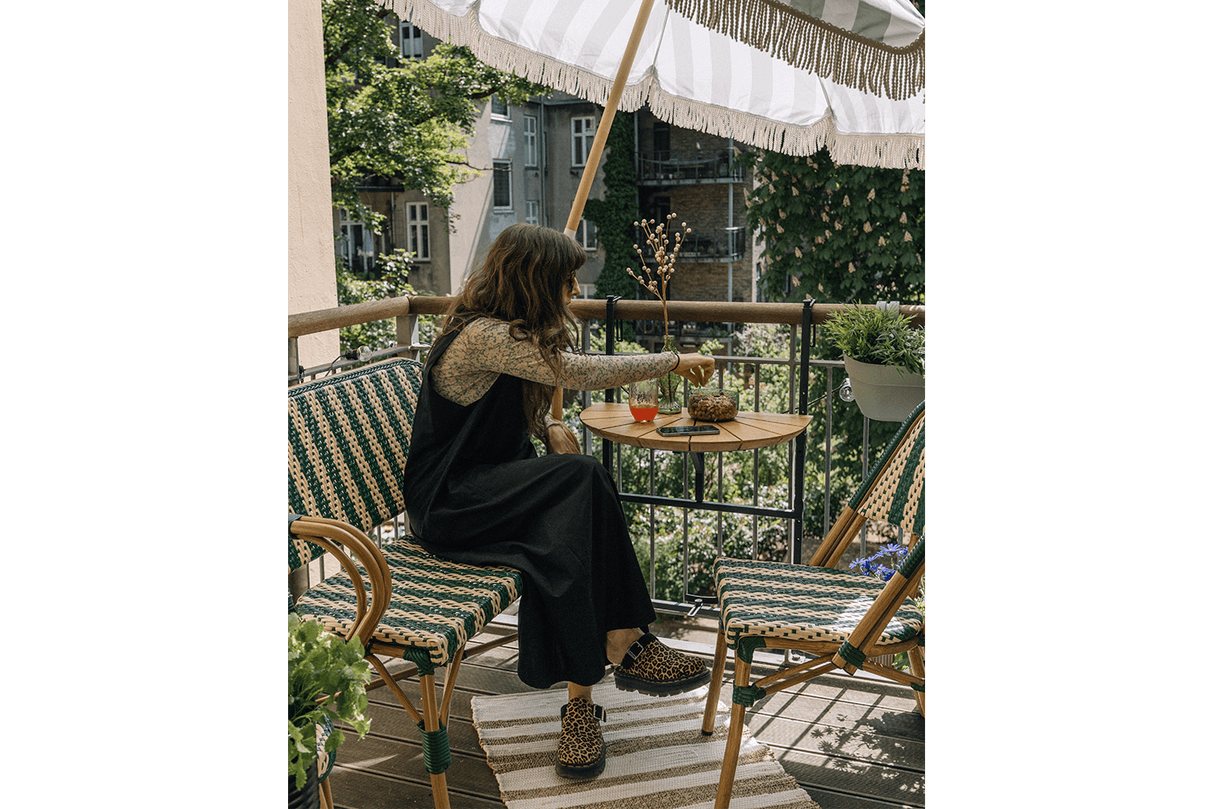 Galina teak hanging table 60 x 40 cm