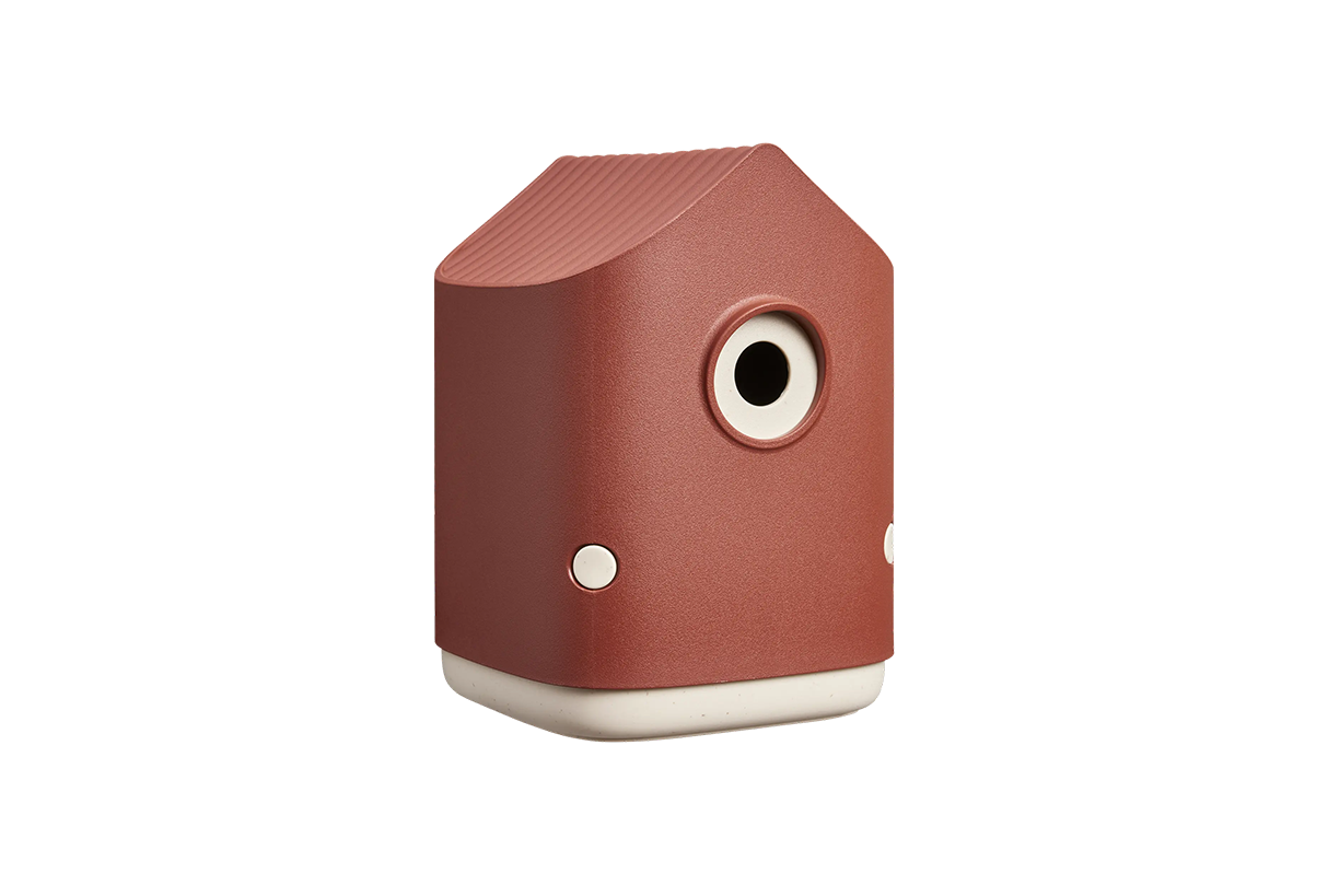 Cosy bird house