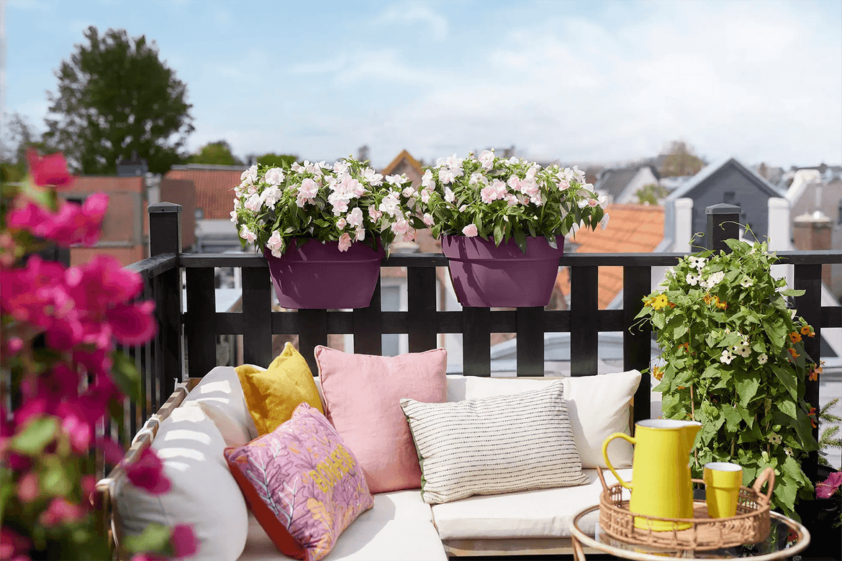 Vibia campana flower bridge balcony flowerpot