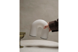 Vuelta portable lamp
