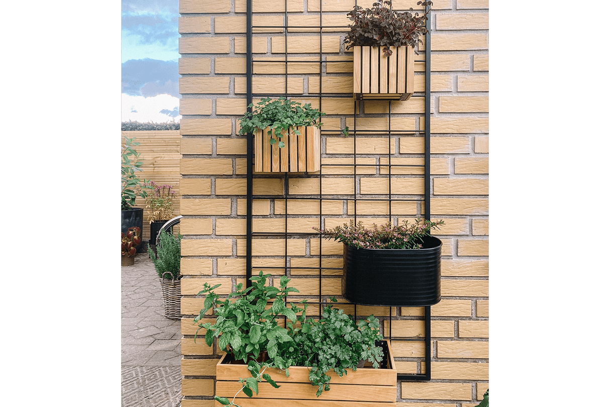 Malou teak plant box for wall grid 17 x 17 cm