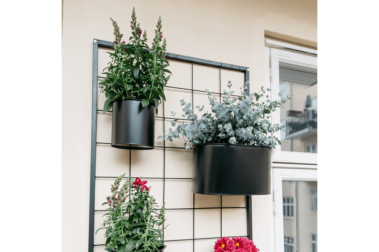 Rut black plant box for wall grid Ø14 / Ø17 cm