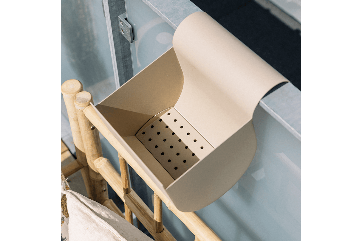 Uma balcony flower box