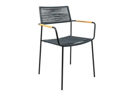 Freja wicker chair with armrest