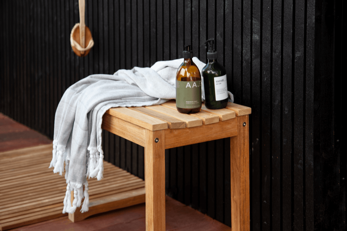 Vega stool 55 x 40 cm