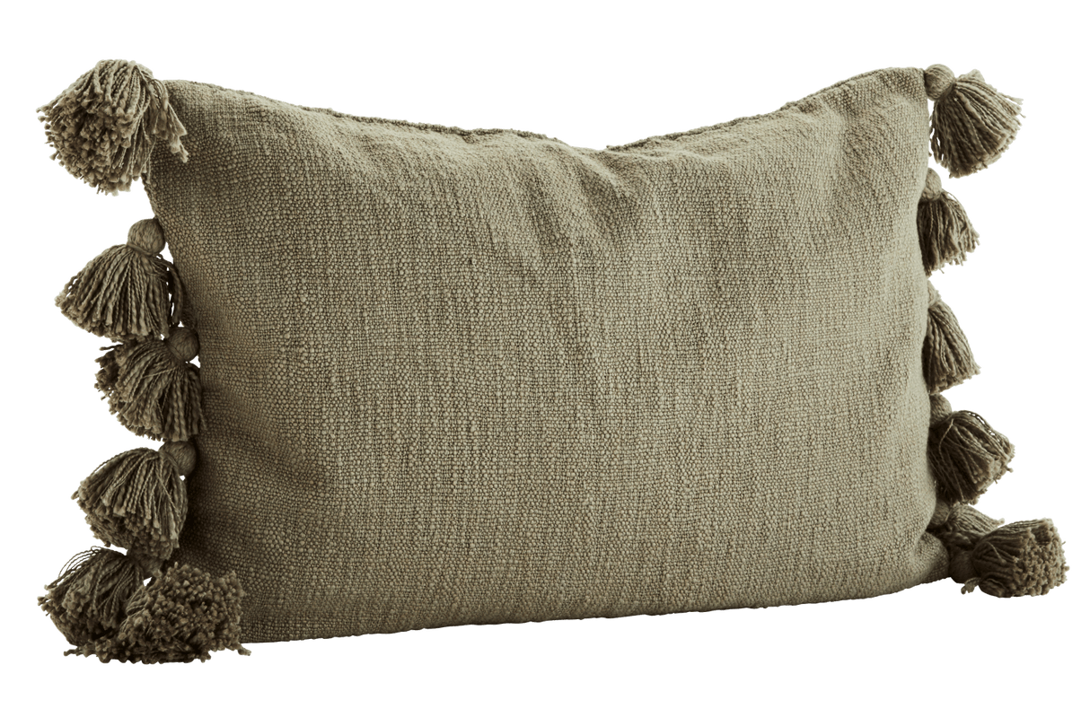 Pillowcase with tassels 40 x 60 cm