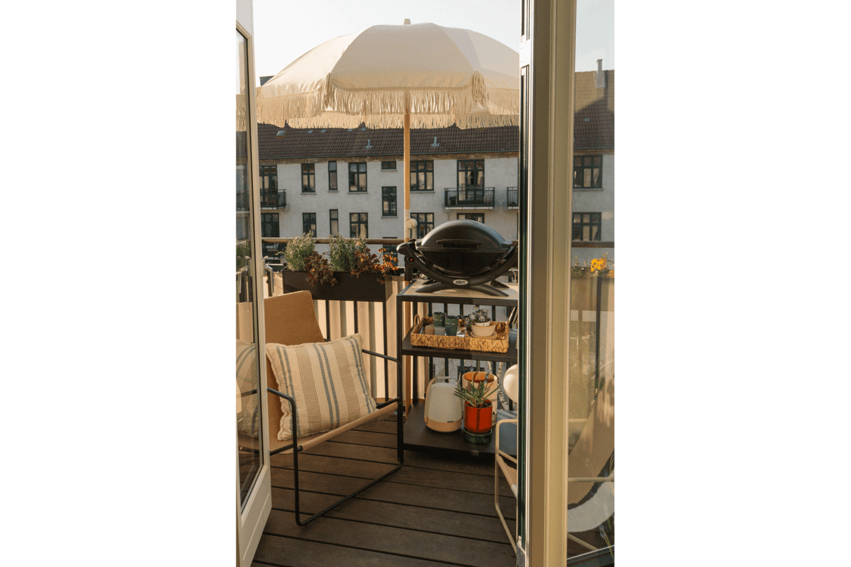 Stine solid color parasol with tilt Ø160 cm